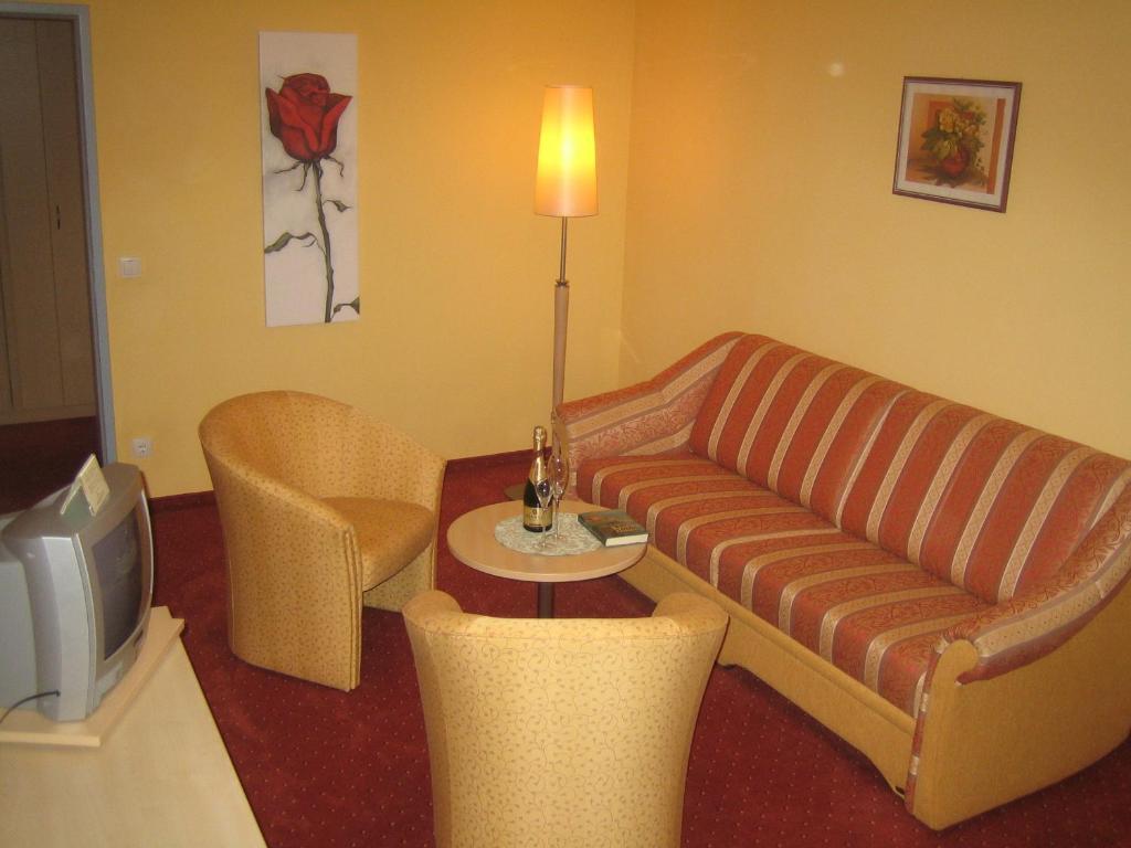 Landhotel Stofflerwirt Санкт Михаел им Лунгау Стая снимка