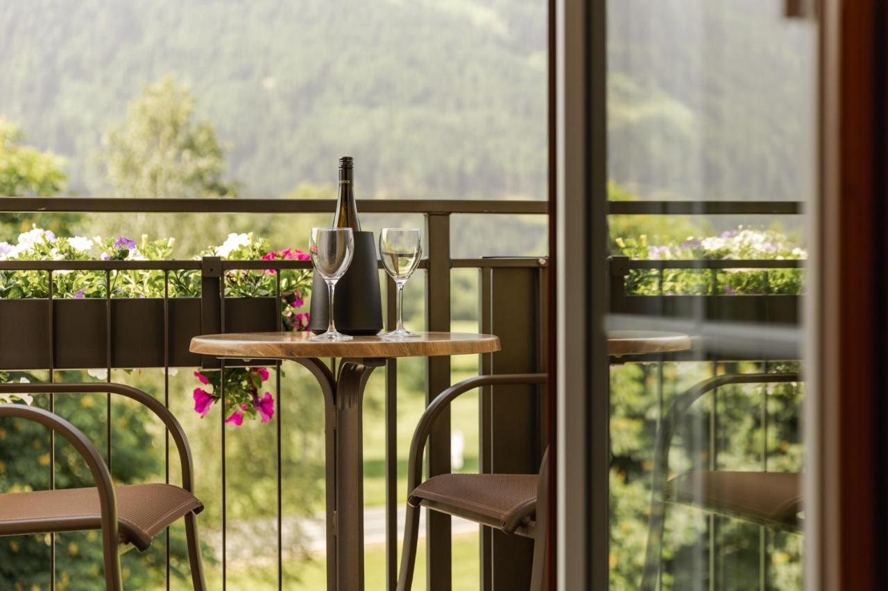Landhotel Stofflerwirt Санкт Михаел им Лунгау Екстериор снимка