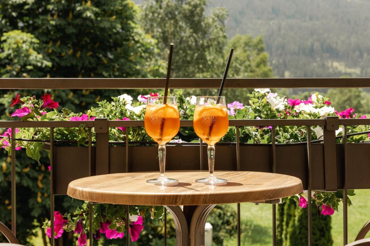 Landhotel Stofflerwirt Санкт Михаел им Лунгау Екстериор снимка