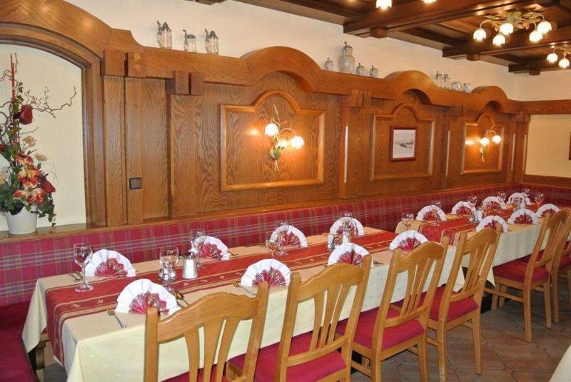 Landhotel Stofflerwirt Санкт Михаел им Лунгау Екстериор снимка