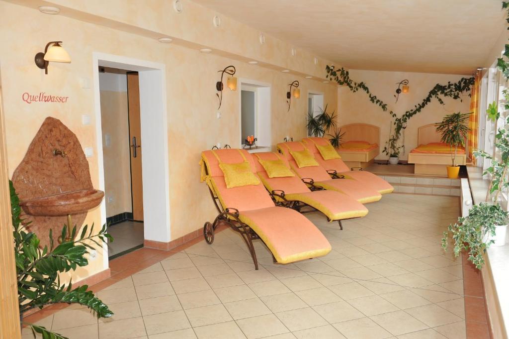 Landhotel Stofflerwirt Санкт Михаел им Лунгау Екстериор снимка