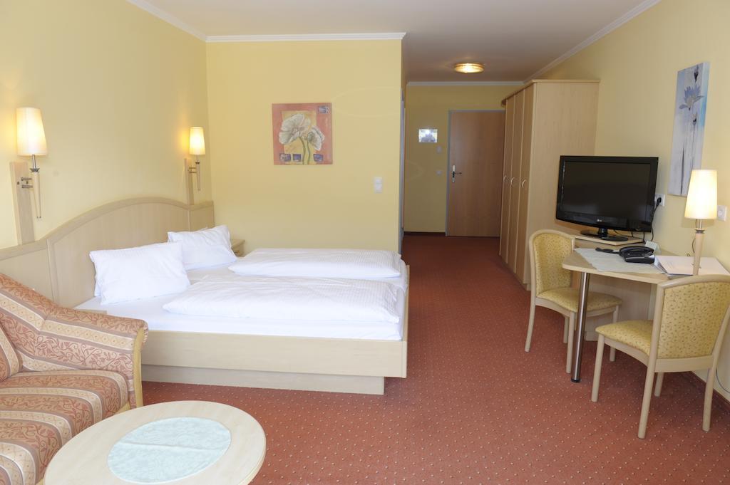 Landhotel Stofflerwirt Санкт Михаел им Лунгау Стая снимка
